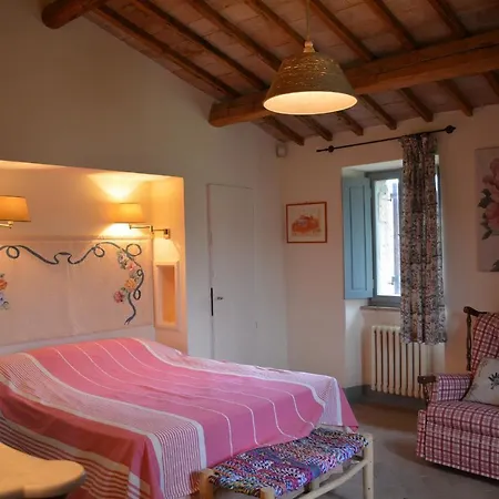 Scappo In Umbria, Casale Monti Villa