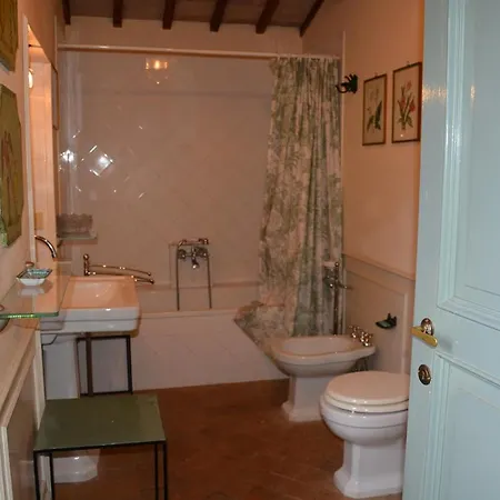 Scappo In Umbria, Casale Monti Villa *